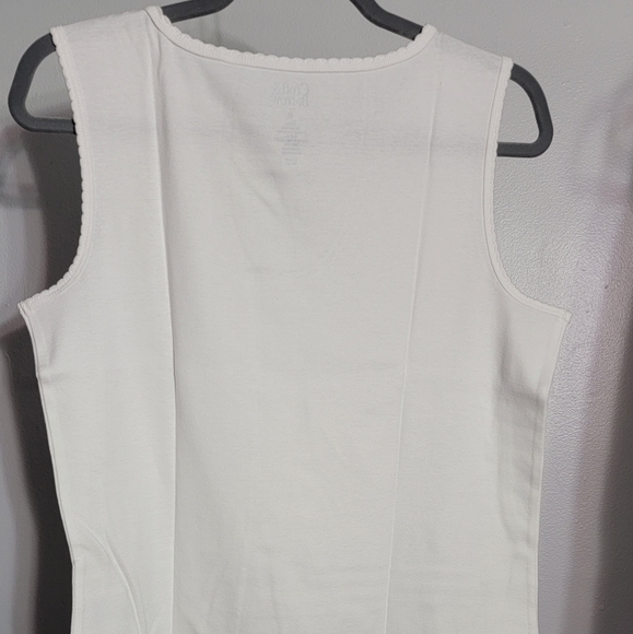 Brand New Women's Scallop Trim Tank - Picture 2 of 2